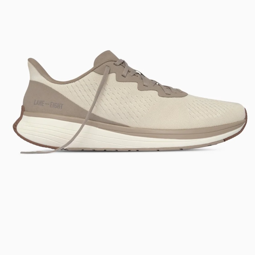 BNWT Lane-eight latte sneaker